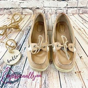 Sperry | top sider boat shoes tan slip on shoes 7M